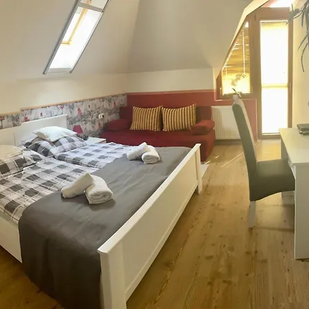 Διαμέρισμα Aranylo Apartmanhaz - Quiet With Balcony