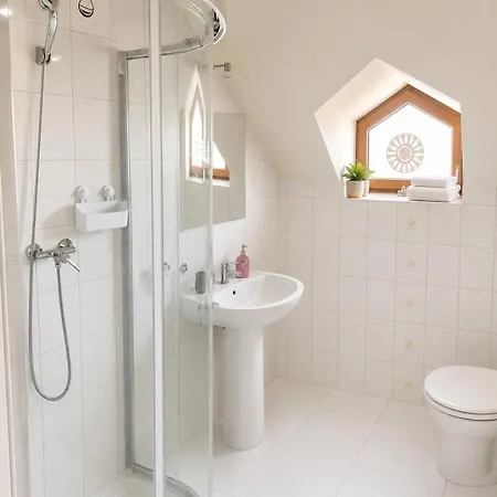 公寓 Aranylo Apartmanhaz - Quiet With Balcony Hajdúszoboszló
