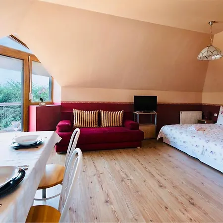 Aranylo Apartmanhaz Apartment