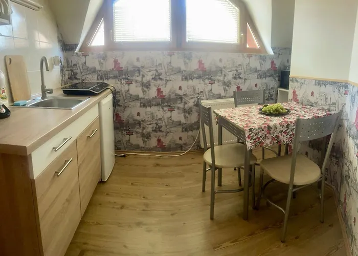 Διαμέρισμα Aranylo Apartmanhaz - Quiet With Balcony Hajdúszoboszló